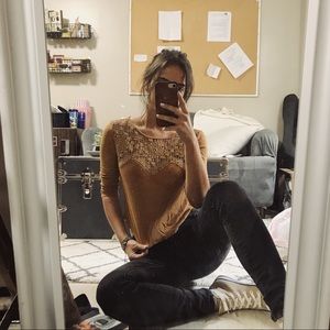 American Eagle crop top